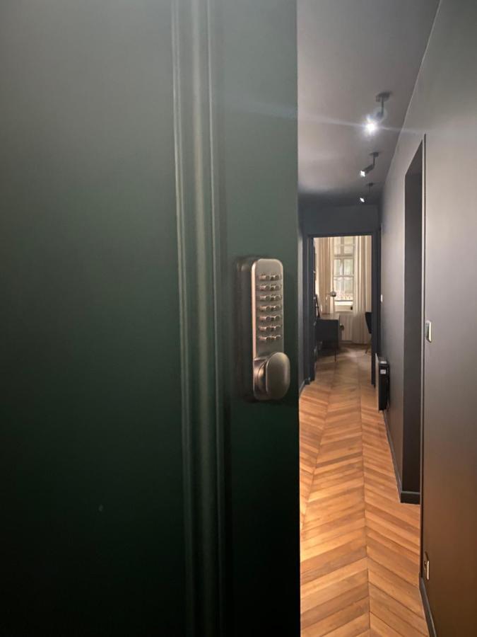 La Cour Lägenhet Nancy Exteriör bild